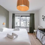 Modern With Balcony Near Center * Ostend