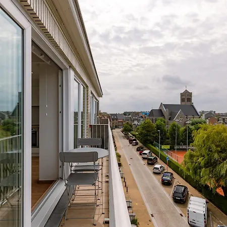 Modern With Balcony Near Center *